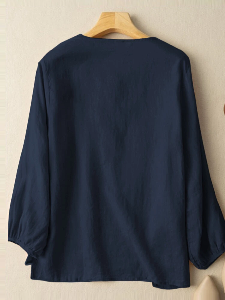 (image for) Solid Slit High-low Hem Crew Neck Long Sleeve Blouse