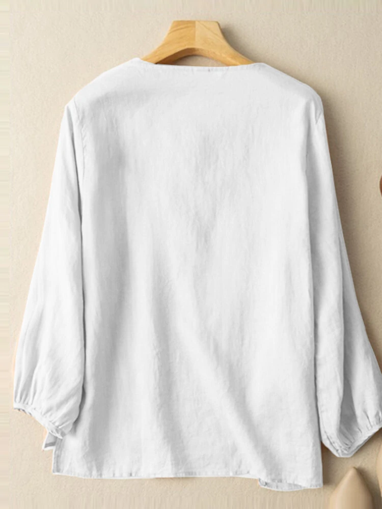 (image for) Solid Slit High-low Hem Crew Neck Long Sleeve Blouse