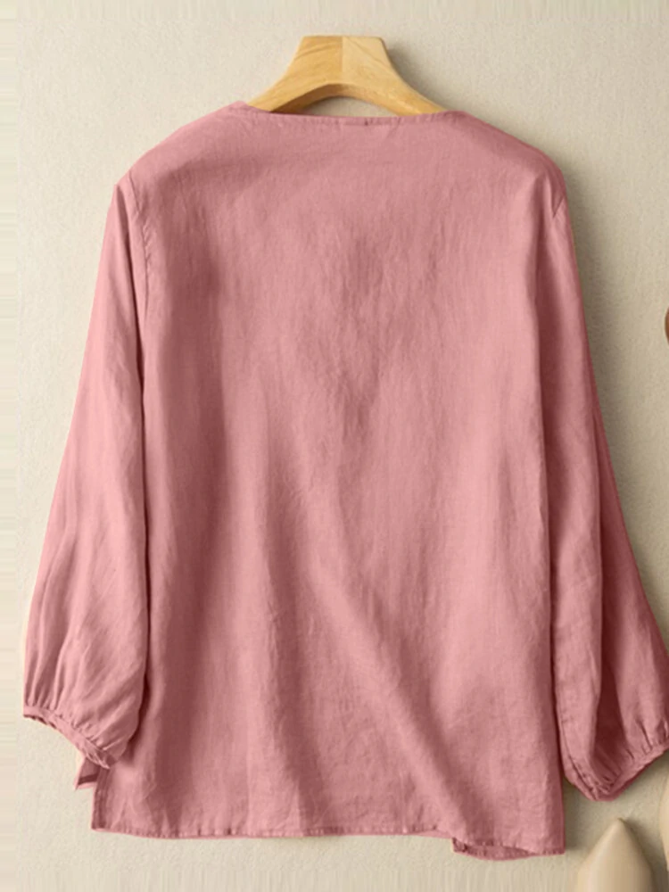 (image for) Solid Slit High-low Hem Crew Neck Long Sleeve Blouse