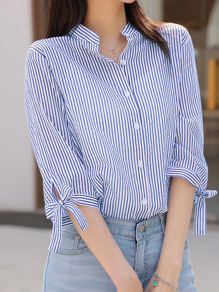 (image for) Stripe Print Tie-up At Cuffs Button Stand Collar Blouse