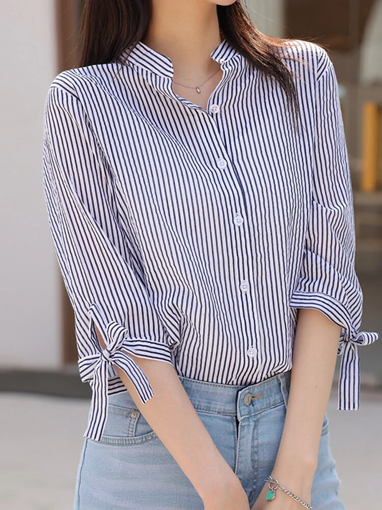 (image for) Stripe Print Tie-up At Cuffs Button Stand Collar Blouse
