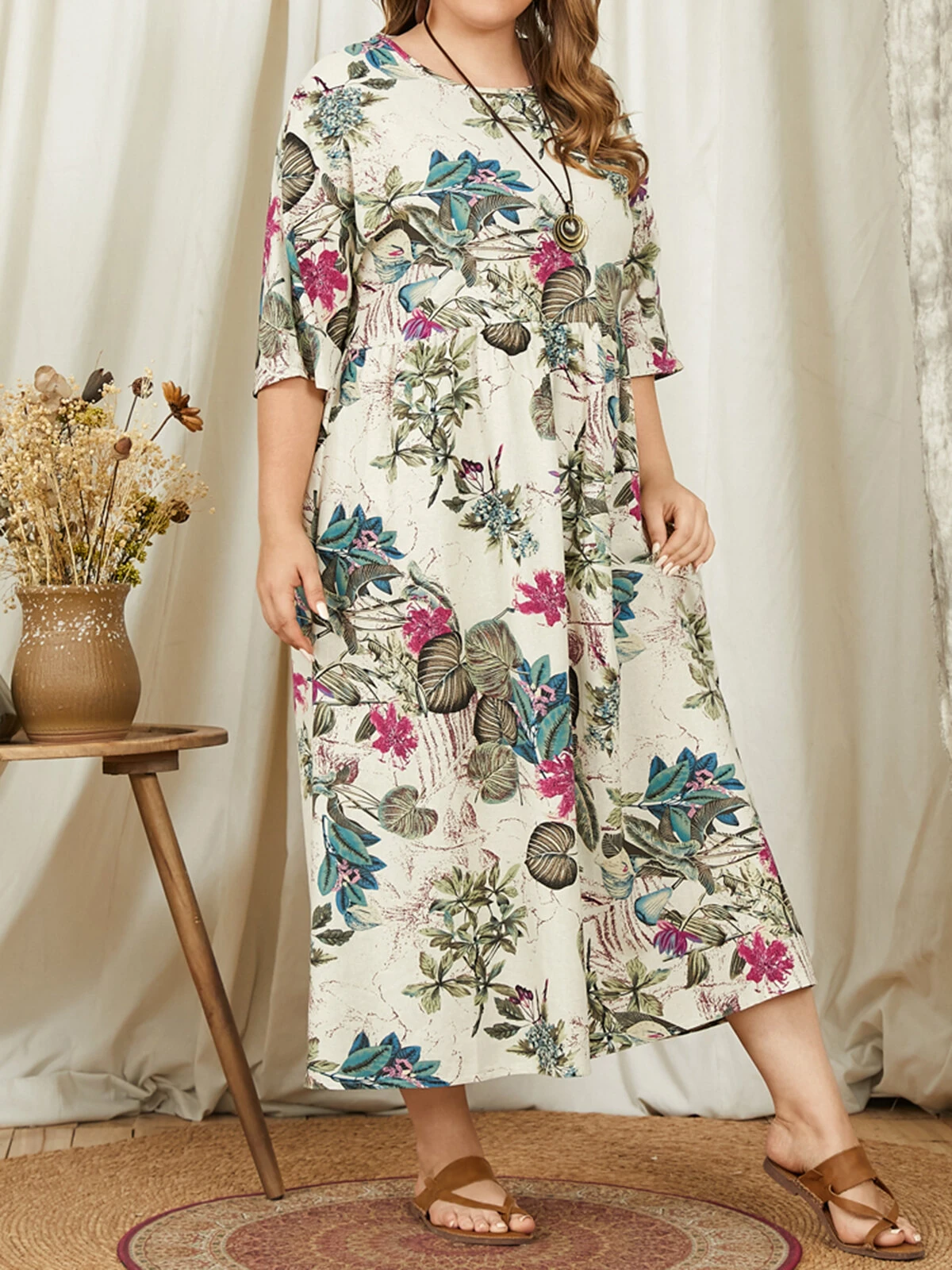 (image for) ZANZEA Plus Size Women Beach Long Dress Retro Floral Printed Round Neck Three Quarter Sleeve Pleated Beach Maxi Dresses